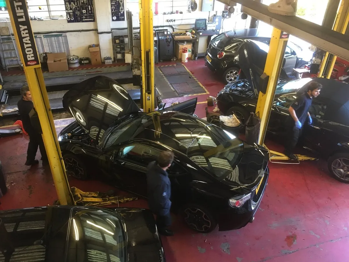 Alfa Romeo Monza Sport photo 8