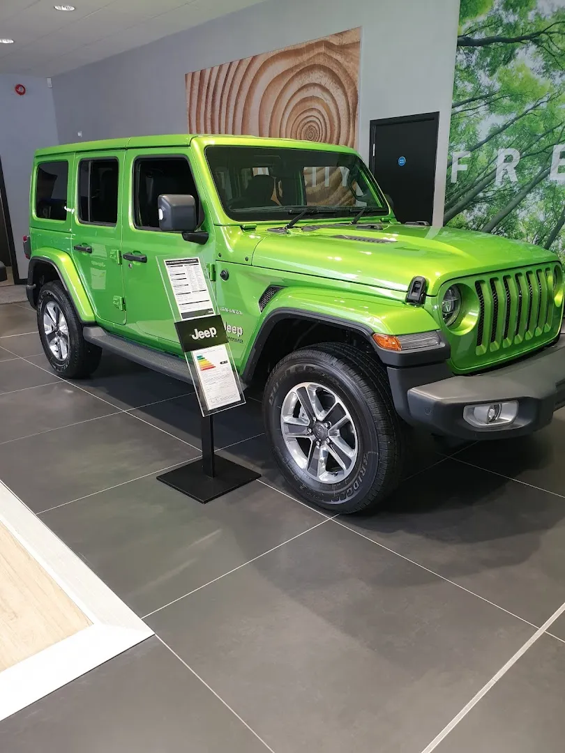 Alfa Romeo Thames Slough photo 9