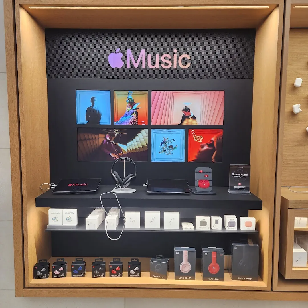 Apple Glasgow photo 6