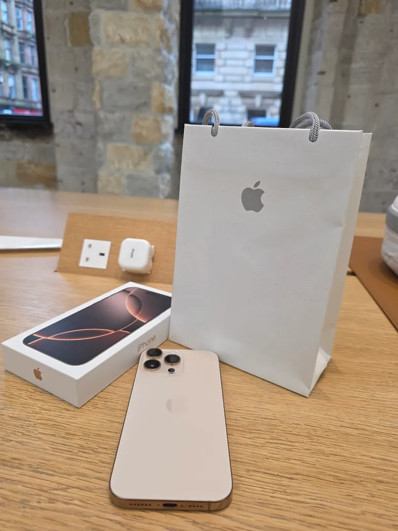 Apple Glasgow photo 9