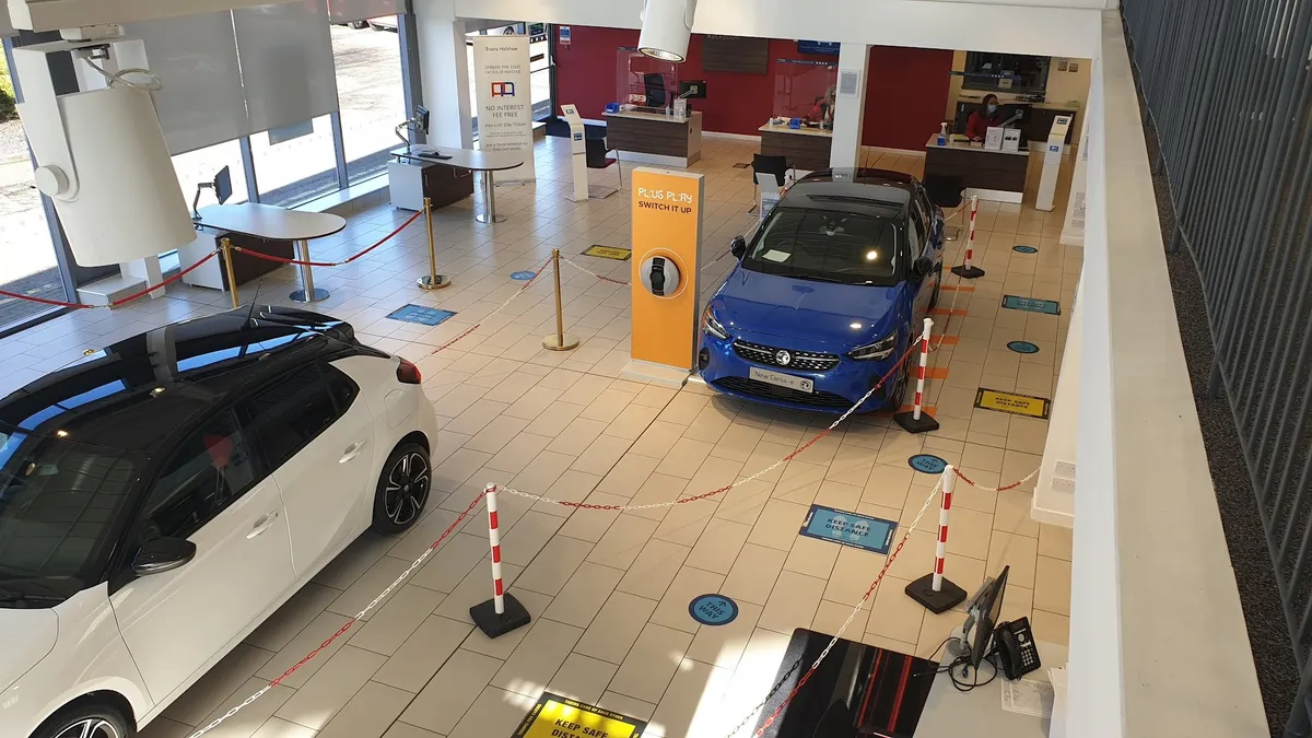 Arnold Clark Edinburgh Sighthill Vauxhall / Peugeot / Leapmotor photo 10