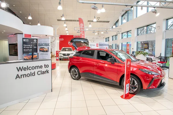 Arnold Clark Glasgow Bishopbriggs MG photo 3