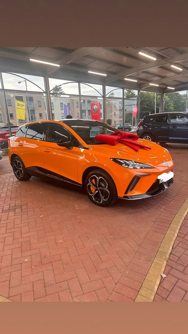 Arnold Clark Glasgow Bishopbriggs MG photo 4