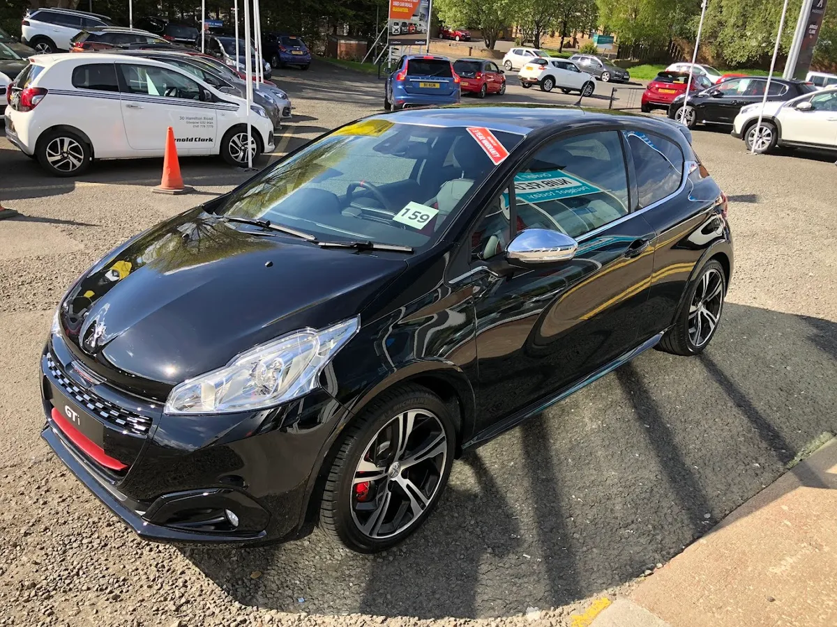 Arnold Clark Glasgow Hamilton Road Peugeot photo 5