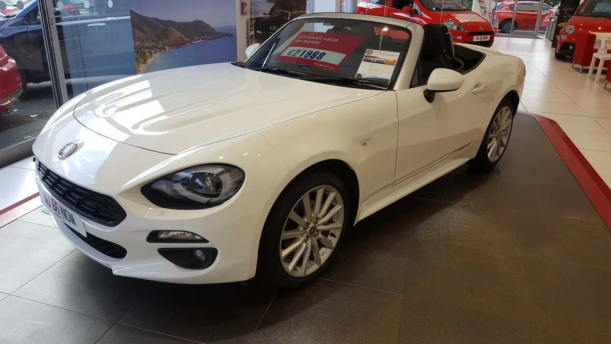 Arnold Clark Glasgow Kia / OMODA / JAECOO photo 5