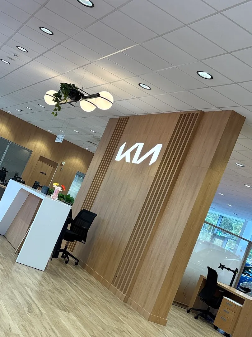 Arnold Clark Glasgow Kia / OMODA / JAECOO photo 9
