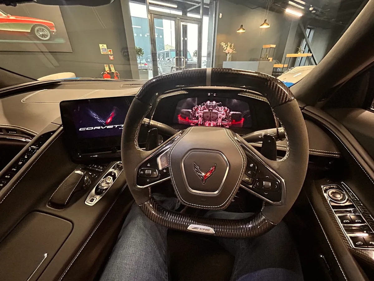 Arnold Clark Glasgow London Road Motorstore / Vanstore photo 7