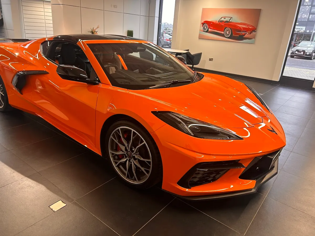 Arnold Clark Glasgow London Road Motorstore / Vanstore photo 8