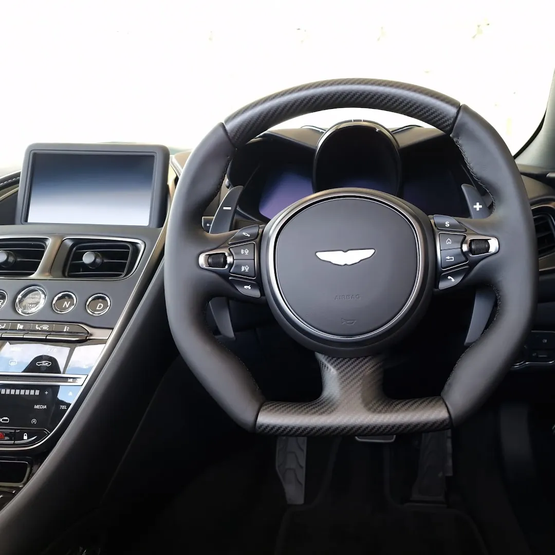 Aston Martin Edinburgh (Grange) photo 6