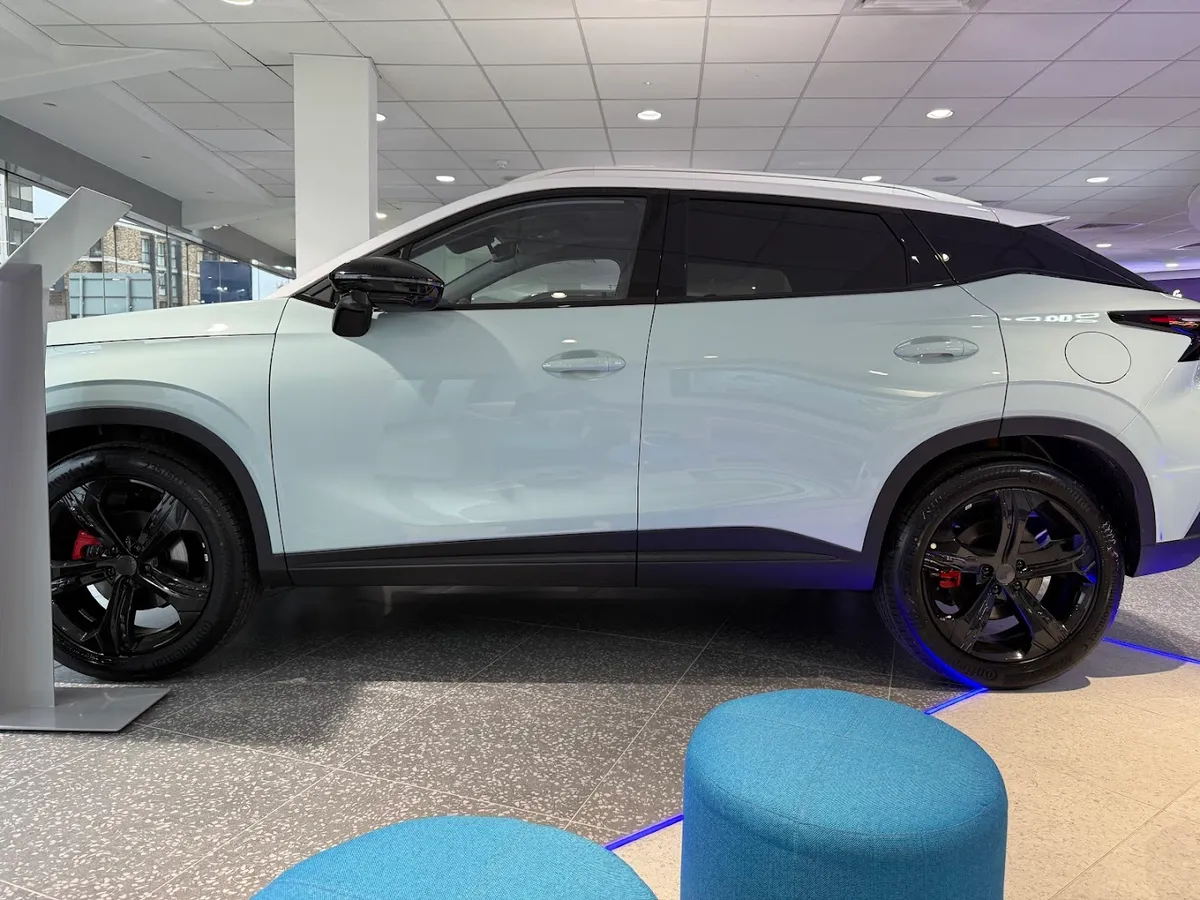 Auto West London OMODA & JAECOO photo 6