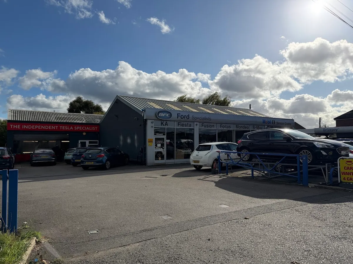 Berkshire Fiesta Centre photo 4