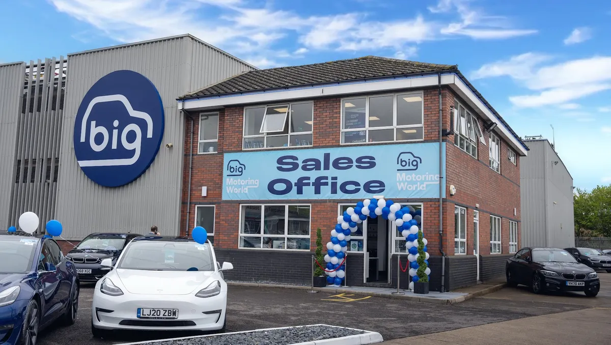 Big Motoring World - Wimbledon photo 9