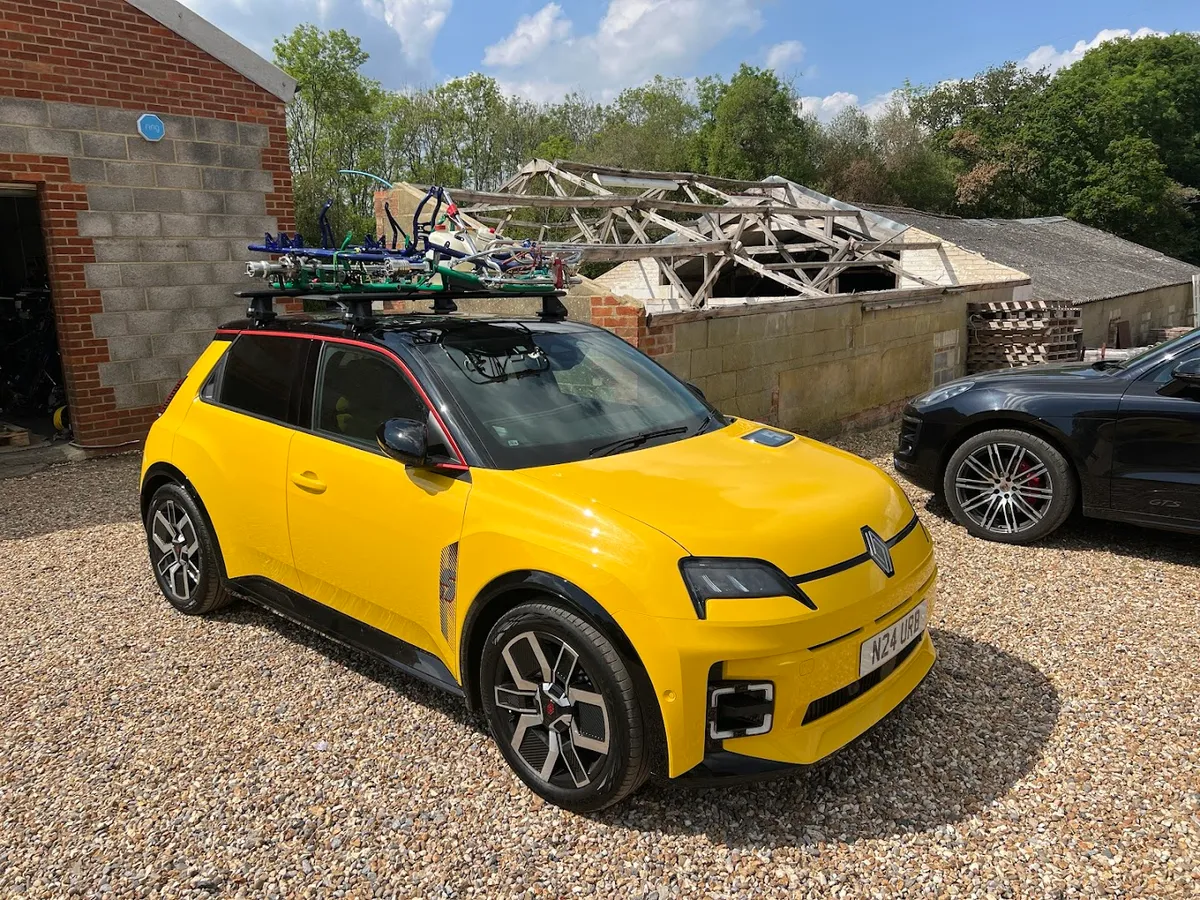 Brayley Renault Milton Keynes photo 6