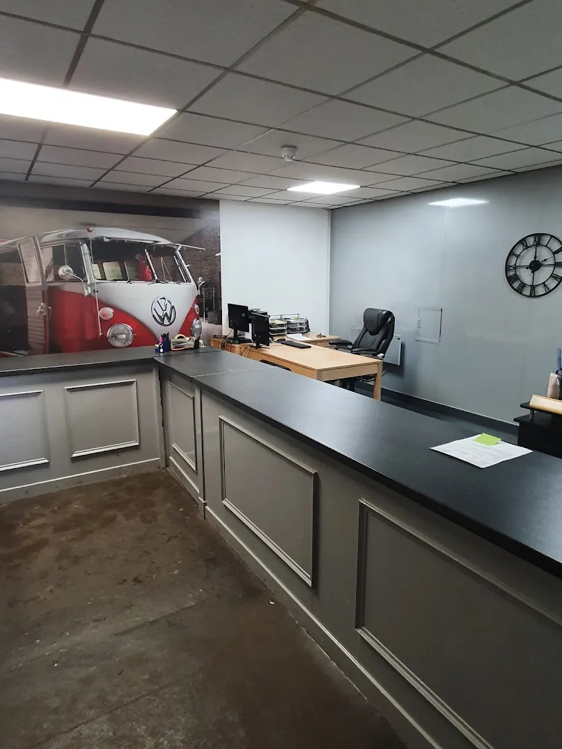 Byres Road Garage photo 5