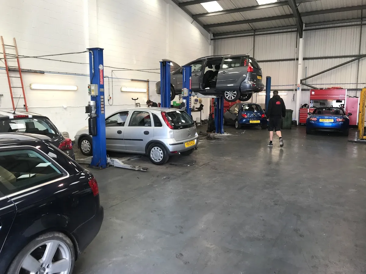 C F Vehicle Wholesale Ltd photo 2