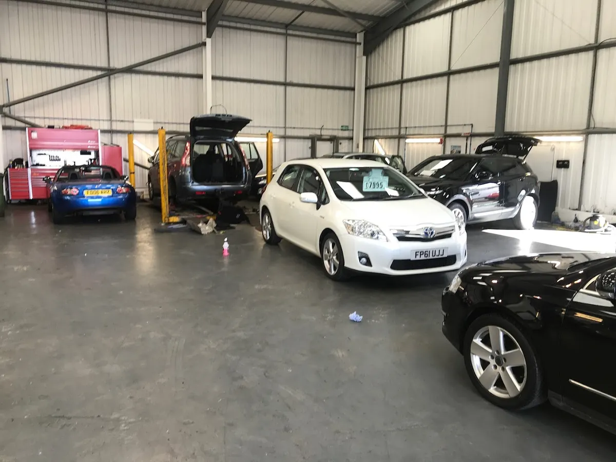 C F Vehicle Wholesale Ltd photo 10