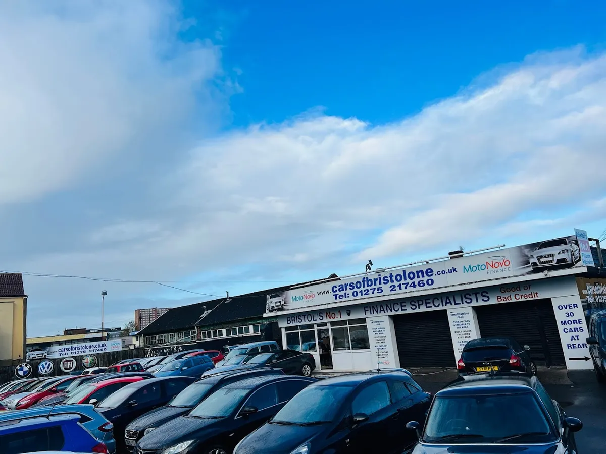 Cars of Bristol one photo 3