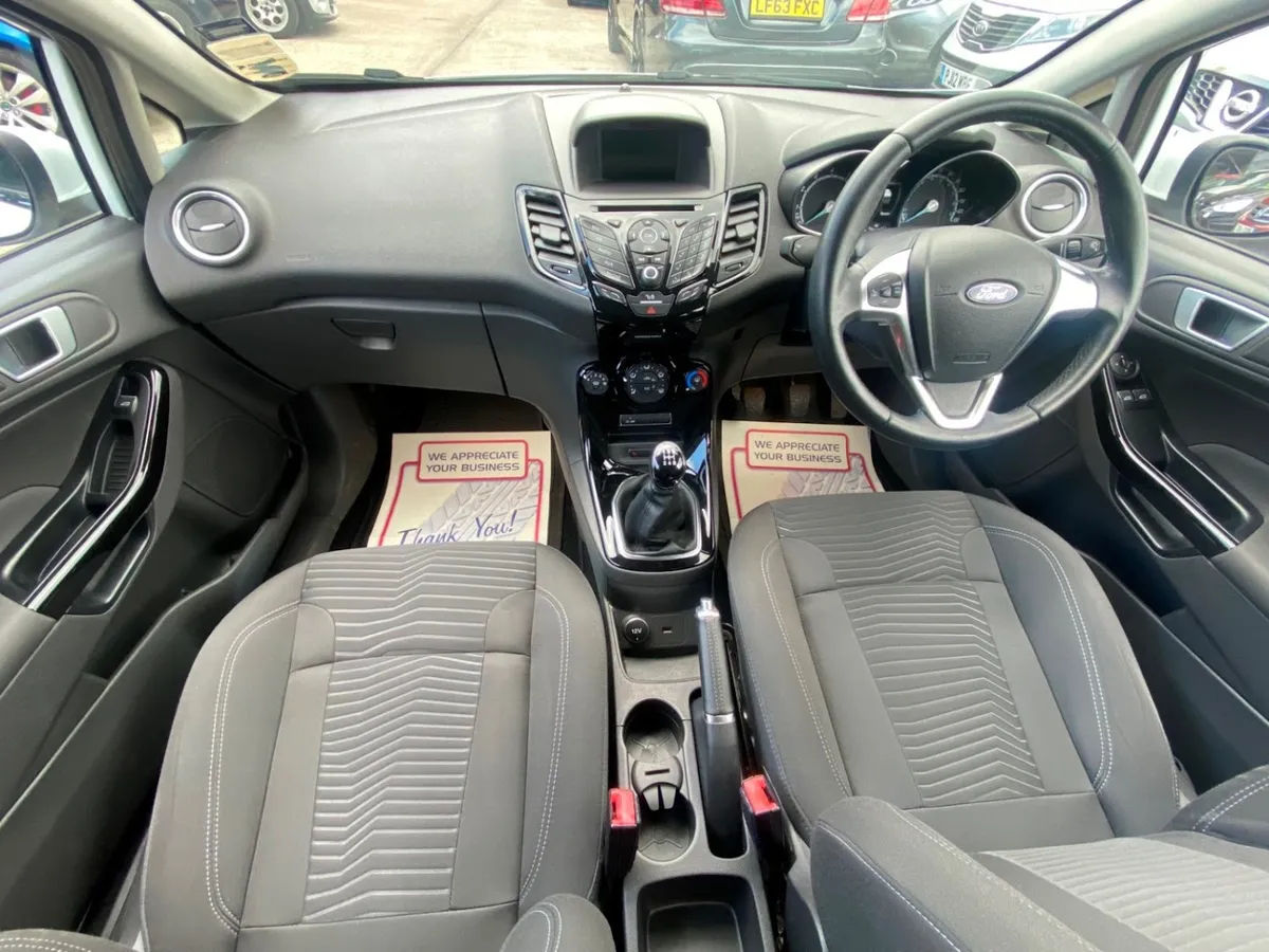 Cars of Bristol one photo 4