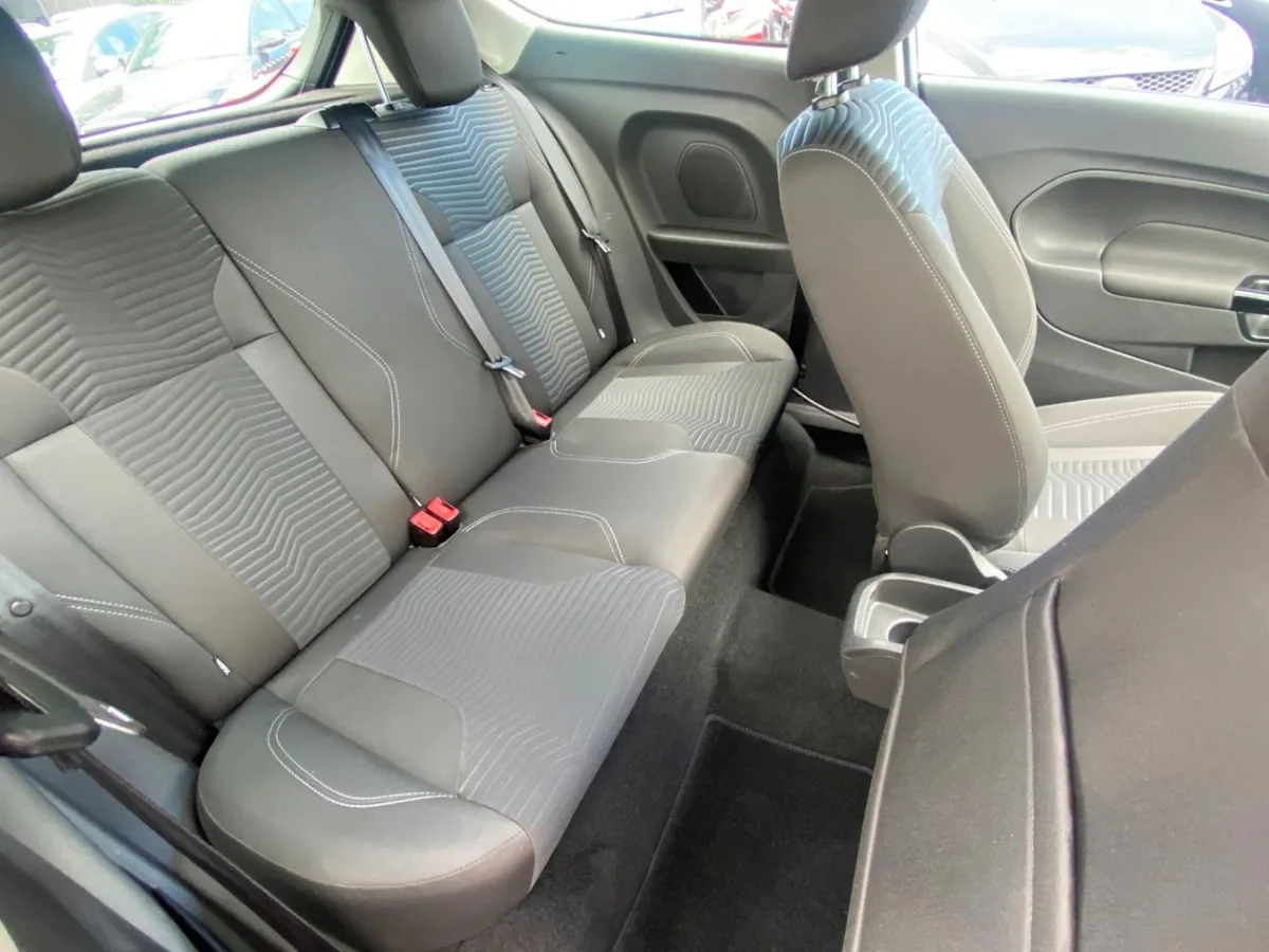 Cars of Bristol one photo 5