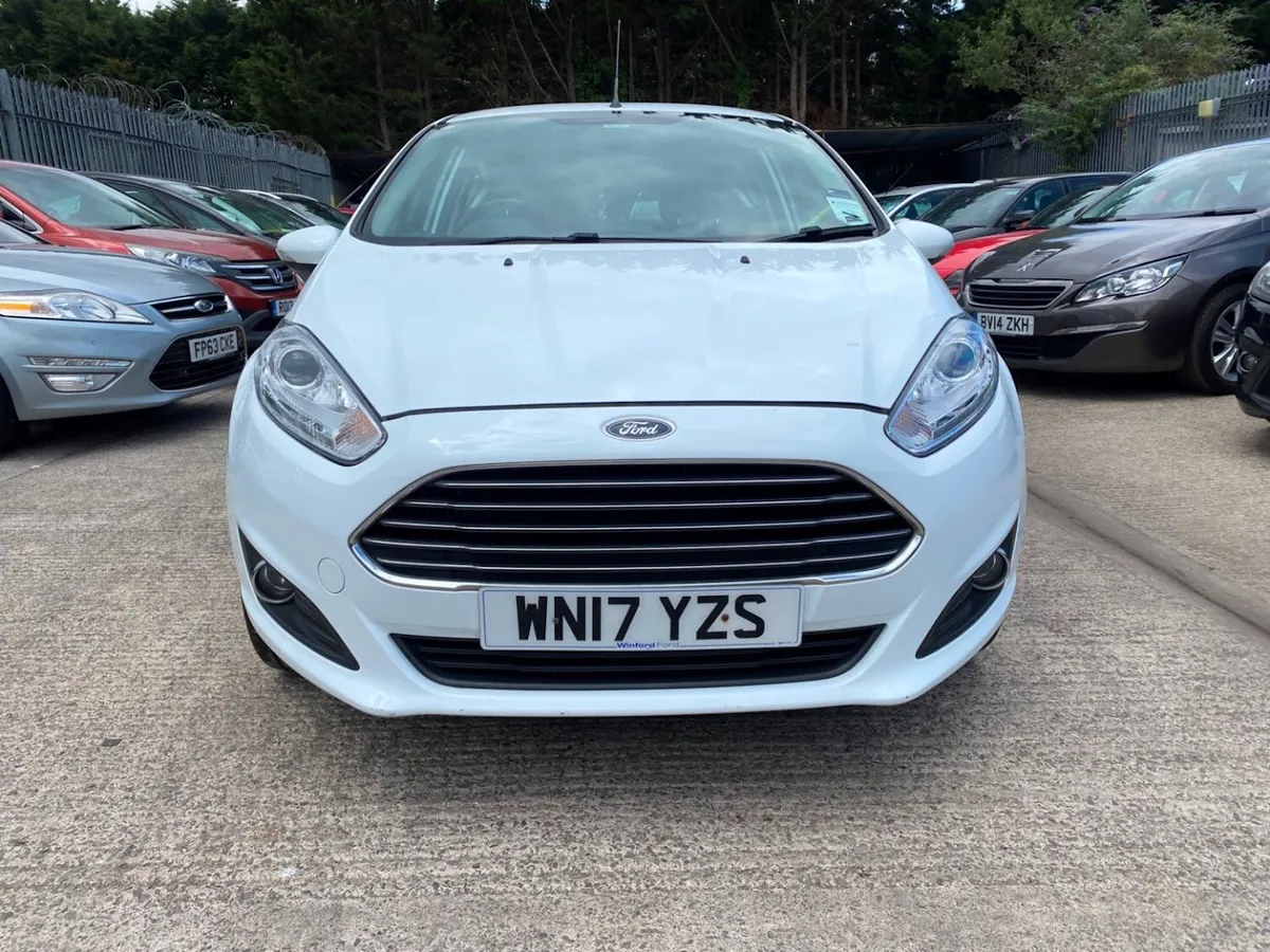 Cars of Bristol one photo 6