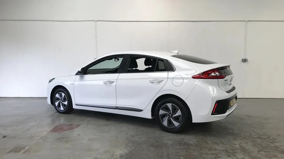 CarSupermarket.com Sheffield photo 10