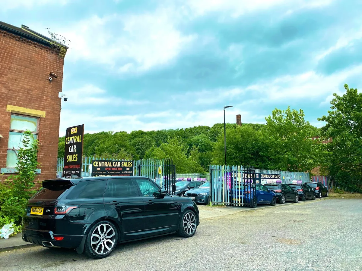 Central car sales Leeds photo 5