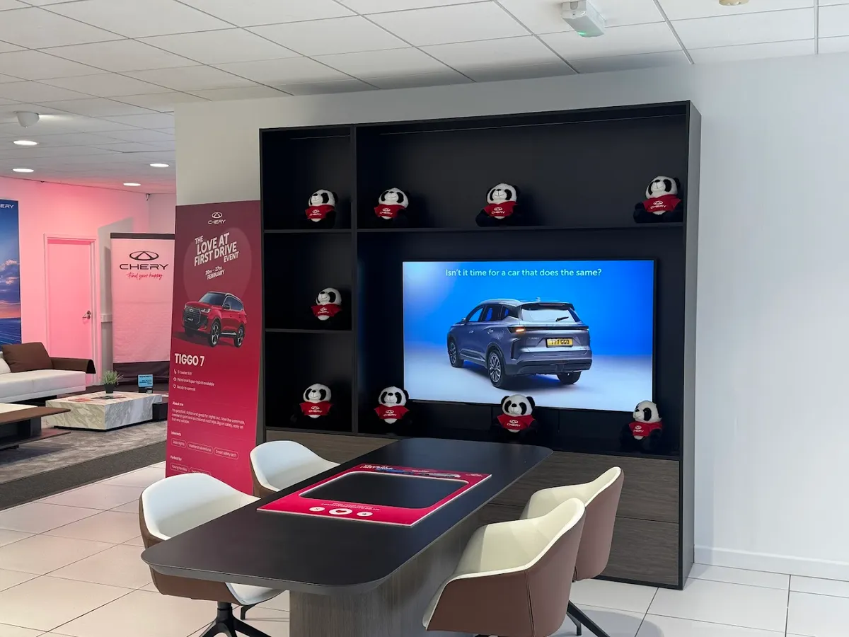 Day's Chery Swansea photo 5