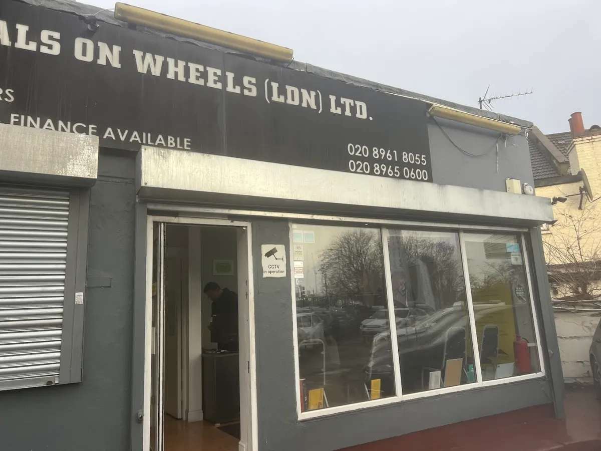Deals On Wheels London — Used car dealer in London