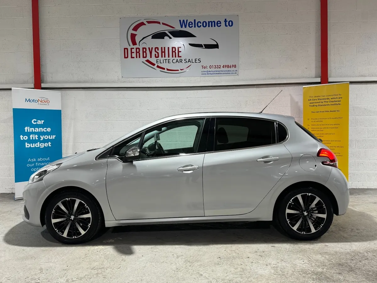 Derbyshire Elite Car Sales photo 8