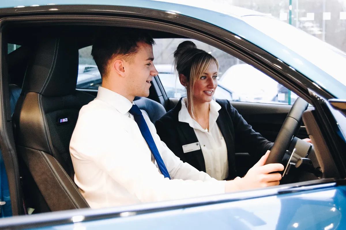 Dick Lovett BMW Swindon photo 5