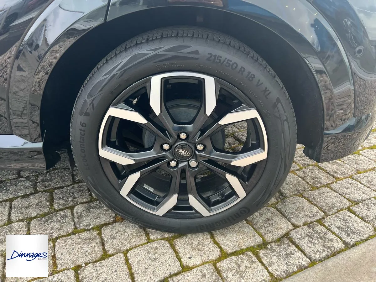 Dinnages Ford Brighton photo 10