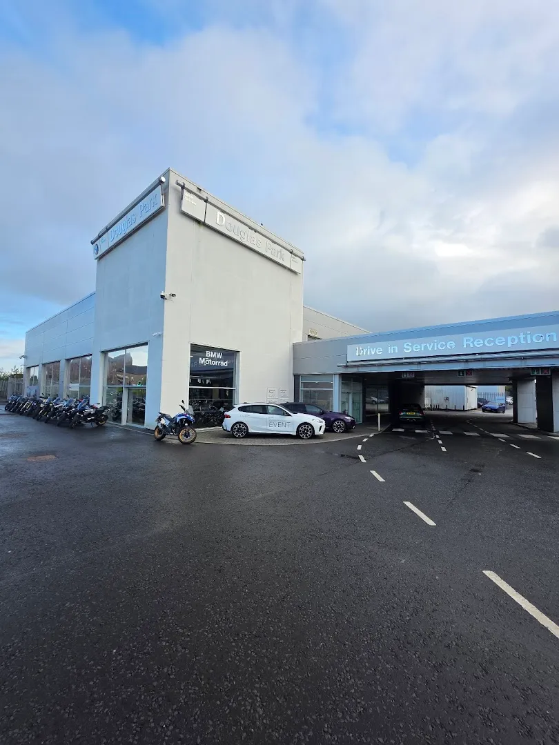 Douglas Park BMW Pinkston photo 8