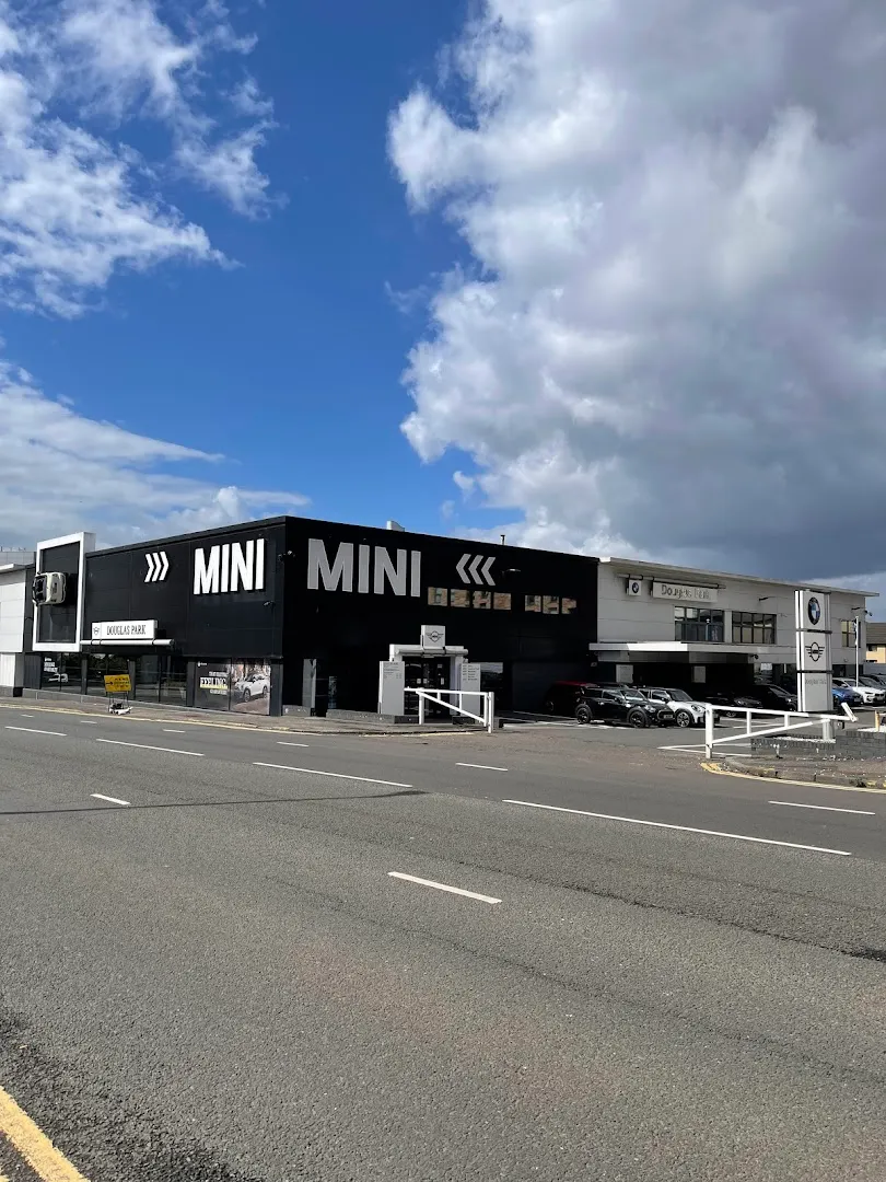 Douglas Park MINI Glasgow photo 3