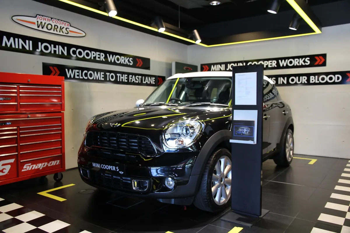 Douglas Park MINI Glasgow photo 4