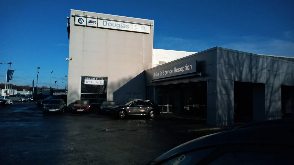 Douglas Park MINI Pinkston photo 2