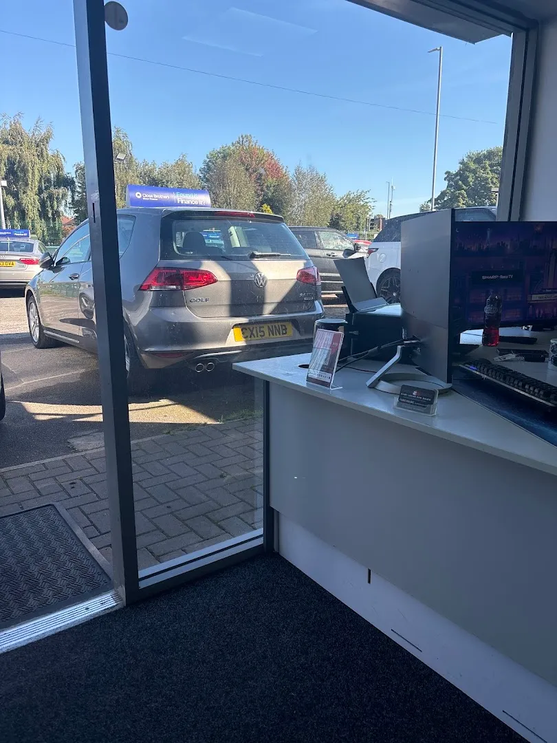 East Leeds Car Sales photo 6