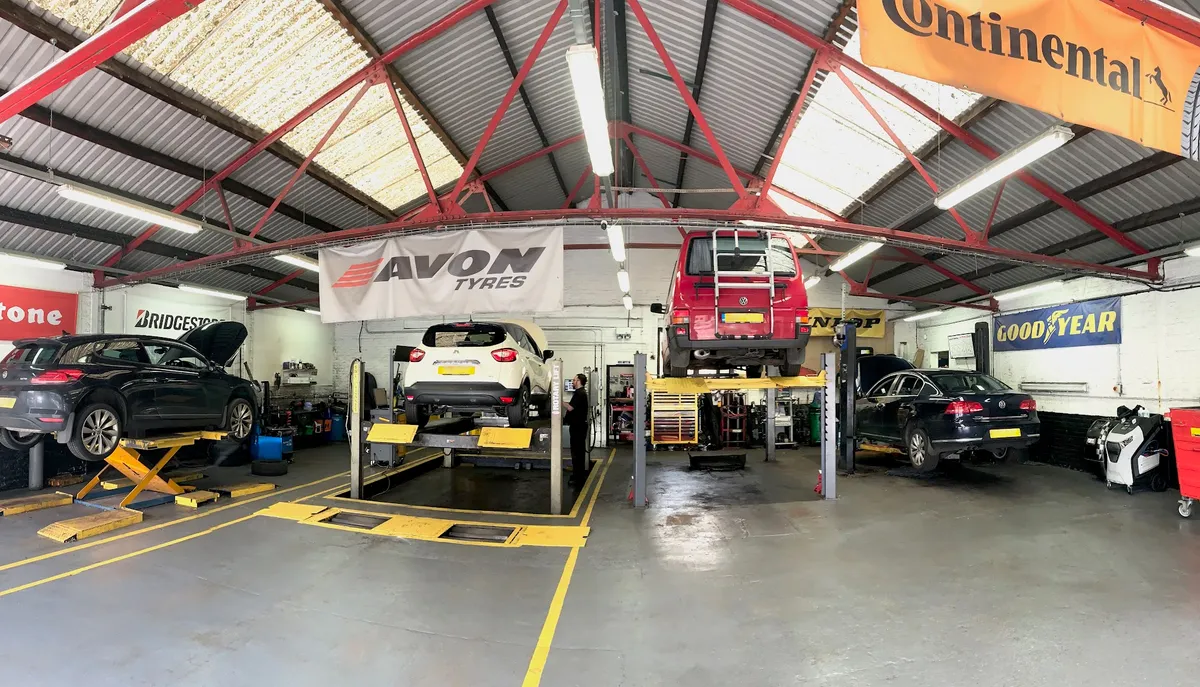 Elite Garages Brighton photo 2