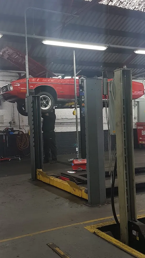 Elite Garages Brighton photo 3