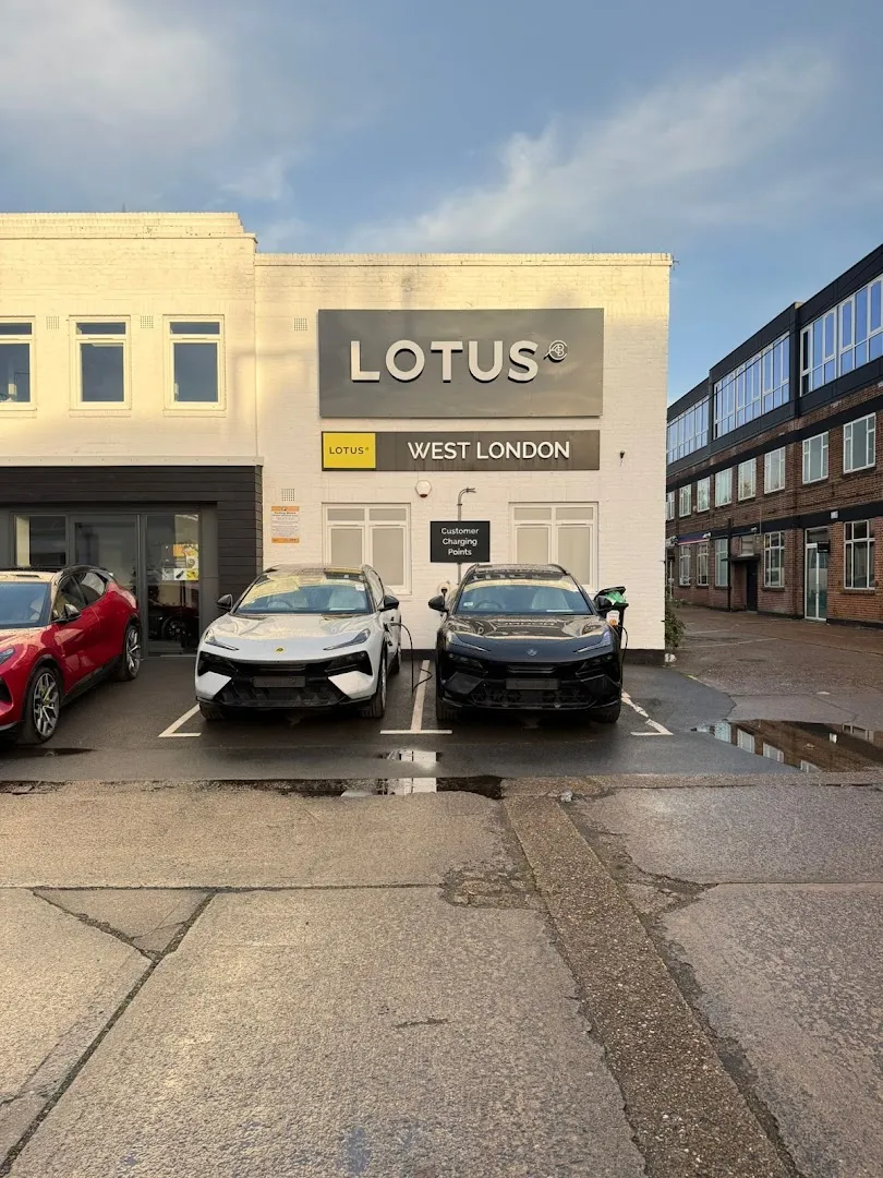 Endeavour Lotus West London photo 4