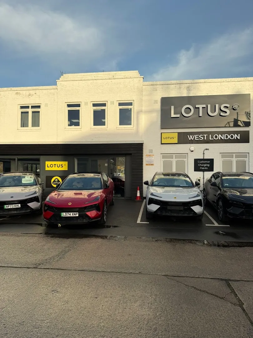 Endeavour Lotus West London photo 5
