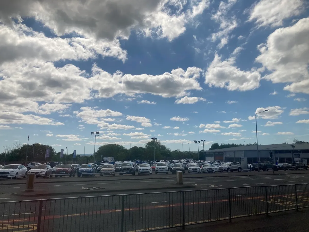 Evans Halshaw Ford Glasgow photo 4