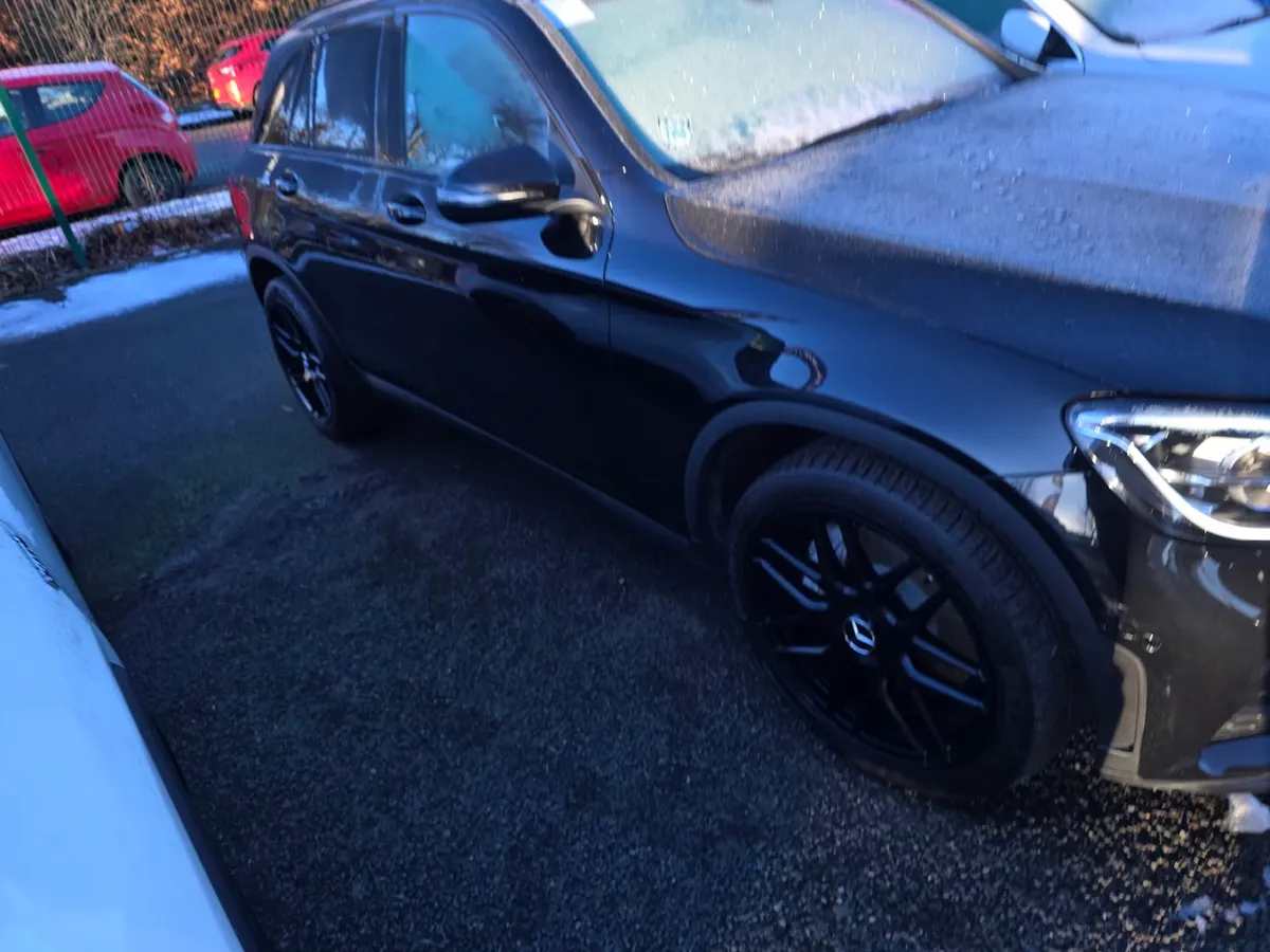 Evans Halshaw Renault Edinburgh photo 10