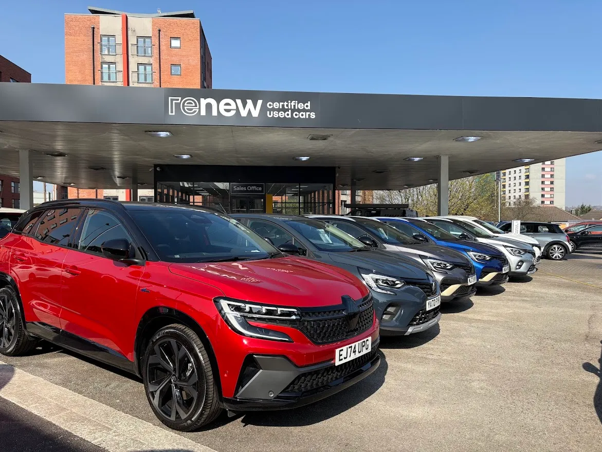Evans Halshaw Renault Manchester — Renault dealer in Manchester