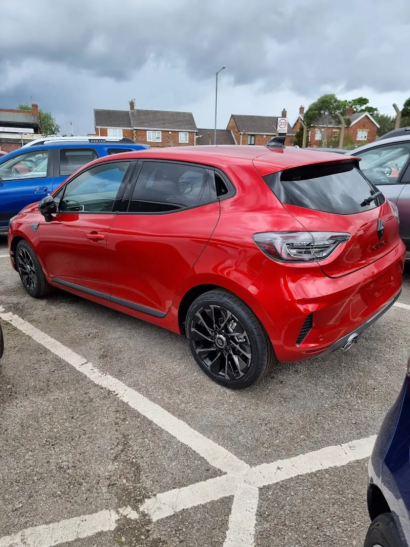 Evans Halshaw Renault Sunderland photo 6