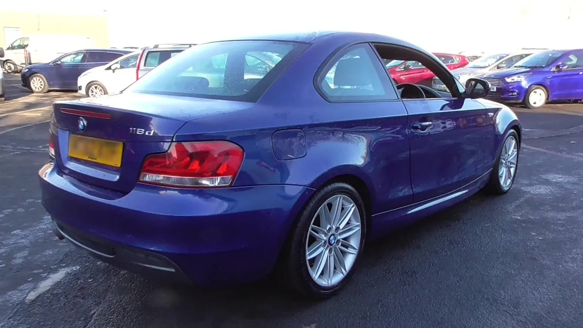 Evans Halshaw Vauxhall Nottingham photo 8