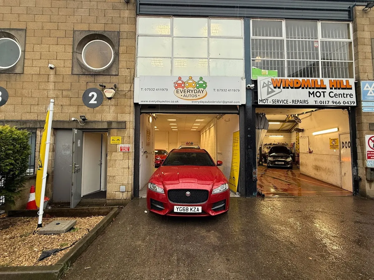 Everyday Autos — Car dealer in Bristol