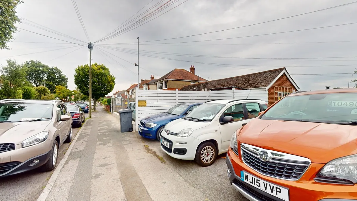 Everything Automotive photo 5