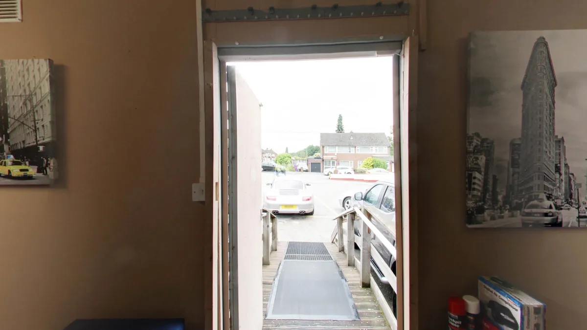 Gateacre Motors photo 3