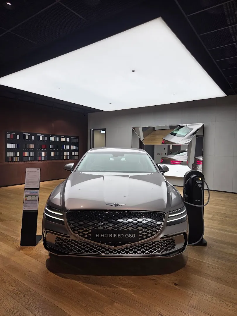 Genesis Studio London Battersea photo 2