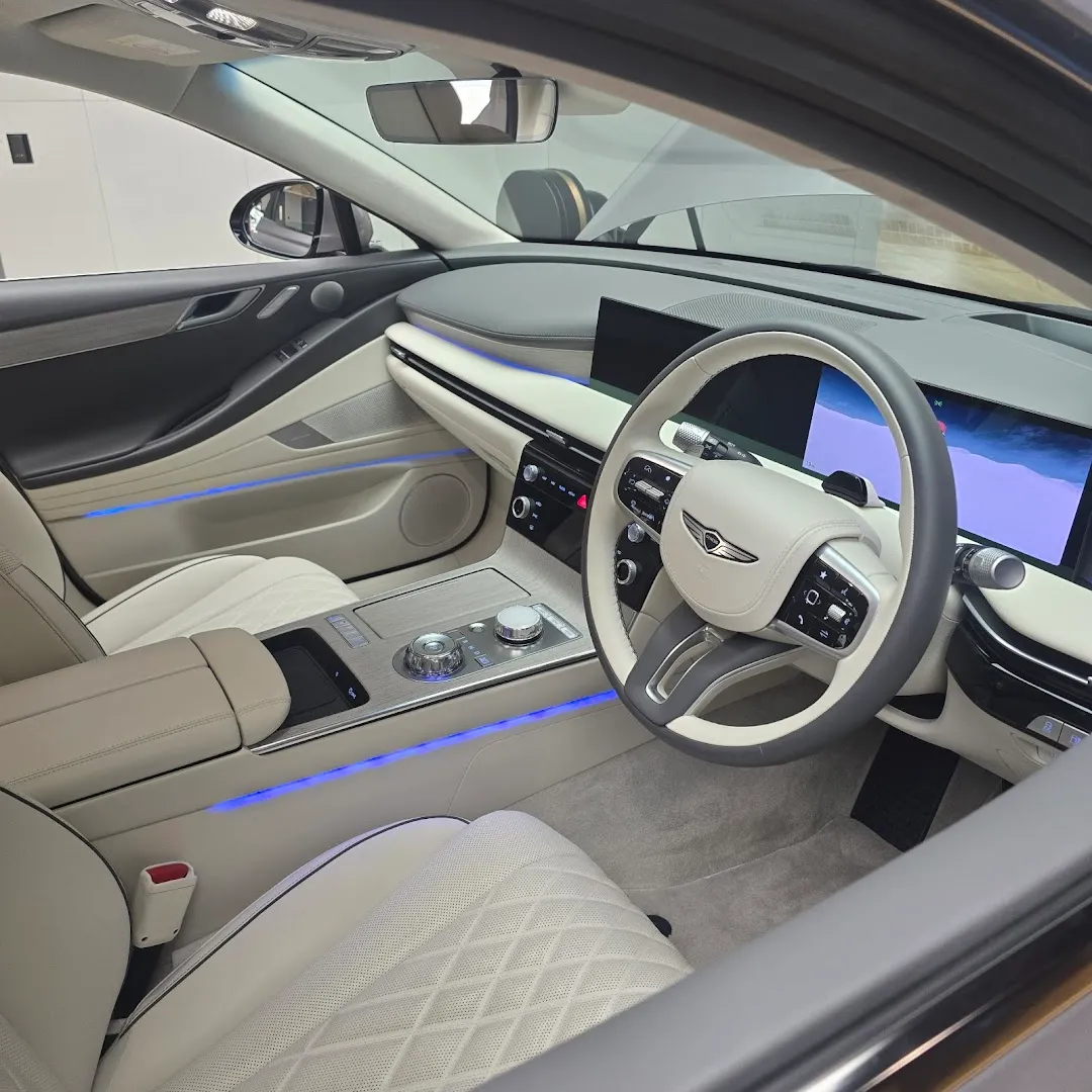 Genesis Studio London Battersea photo 6